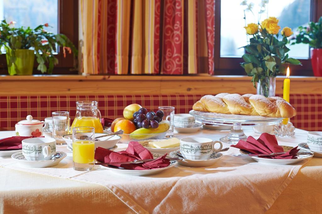 Fremdenpension Alpenruhe Sölden Zimmer foto