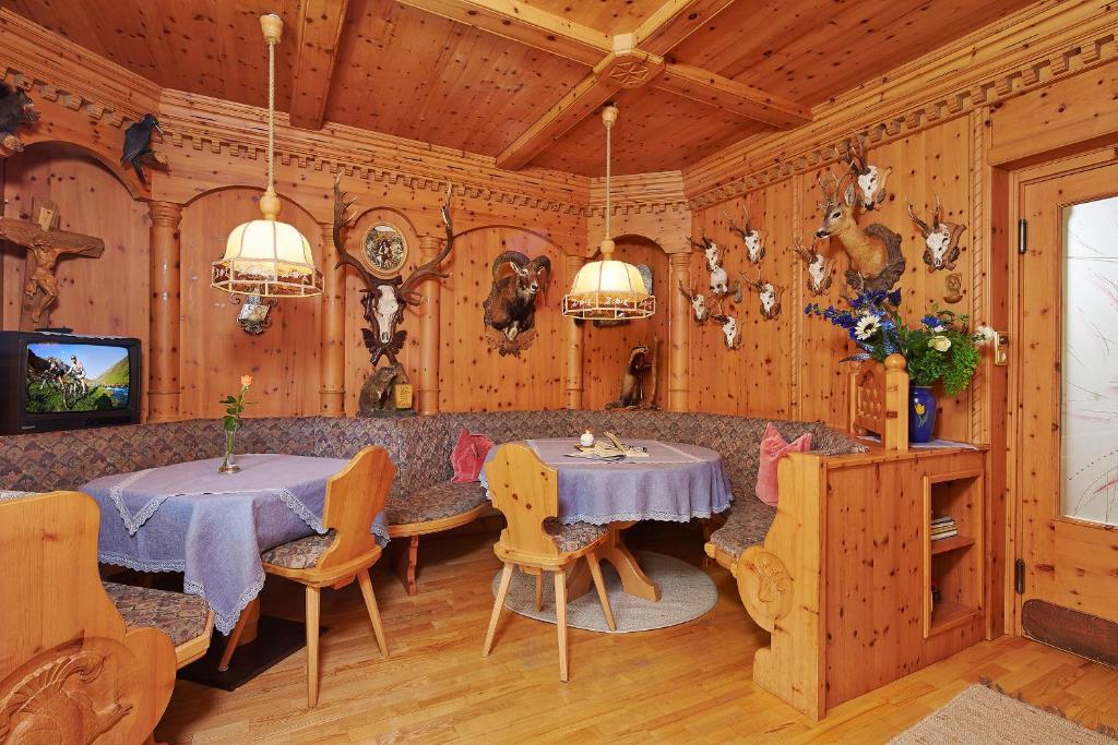Fremdenpension Alpenruhe Sölden Zimmer foto